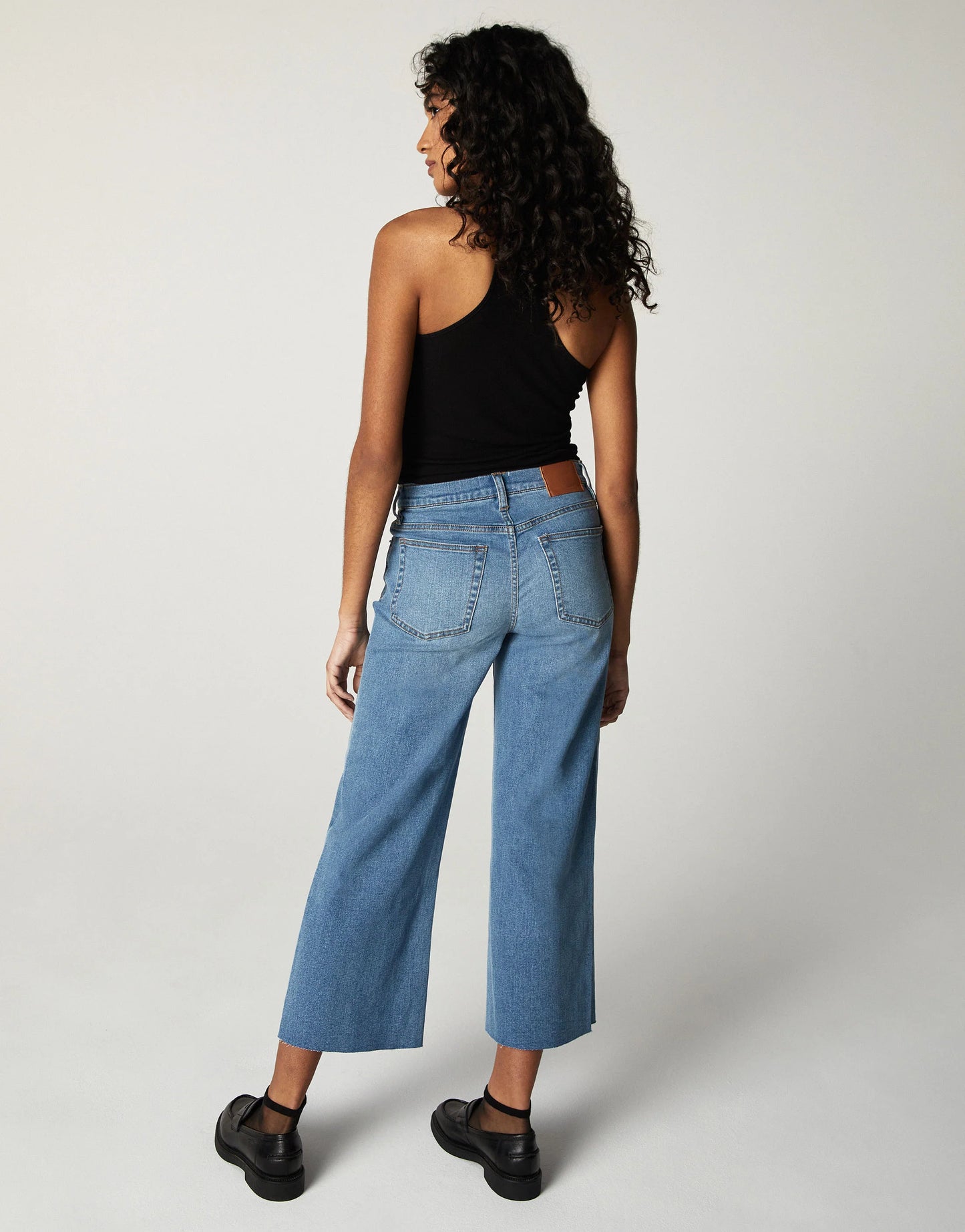 GRETA Mid-Rise Cropped Wide Leg in Larchmont