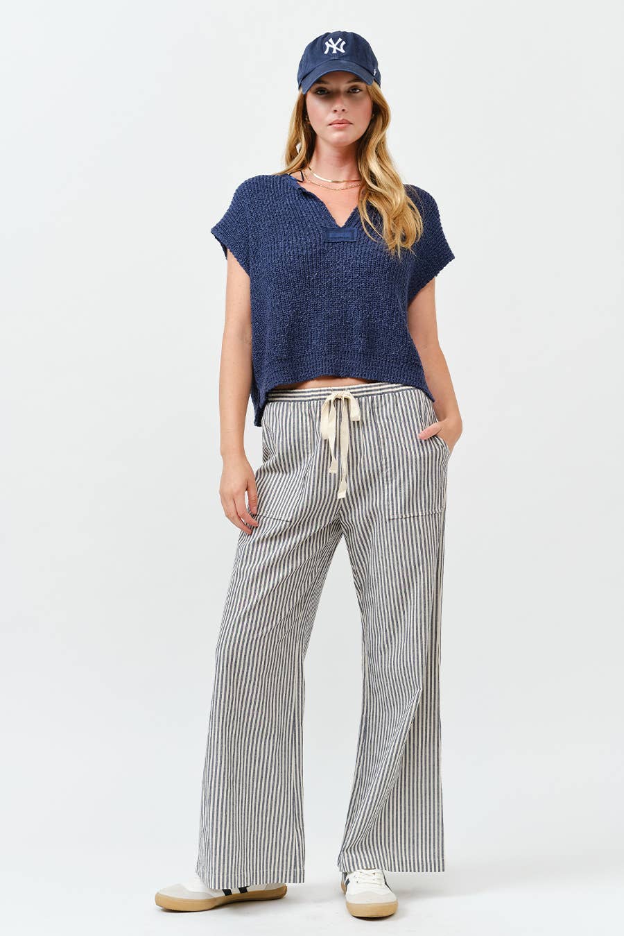 All-season Lightweight sweater: Navy