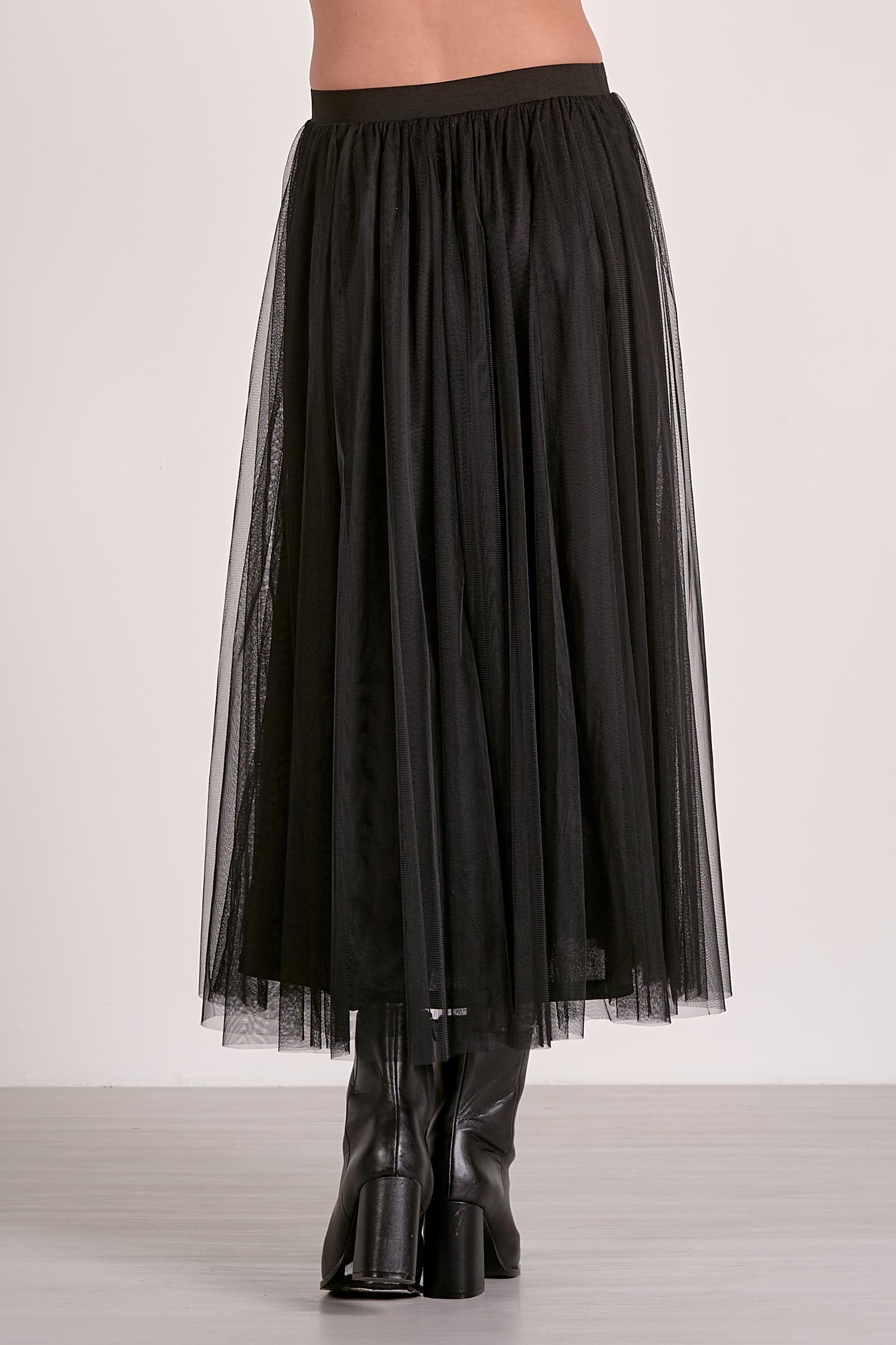 Long tiered skirt